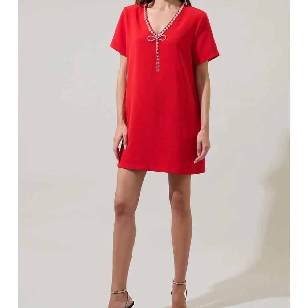 Sugarlips Stazie V-Neck Shift Mini Dress | Rhinestone Bow | Size Medium NWOT - Picture 4 of 7